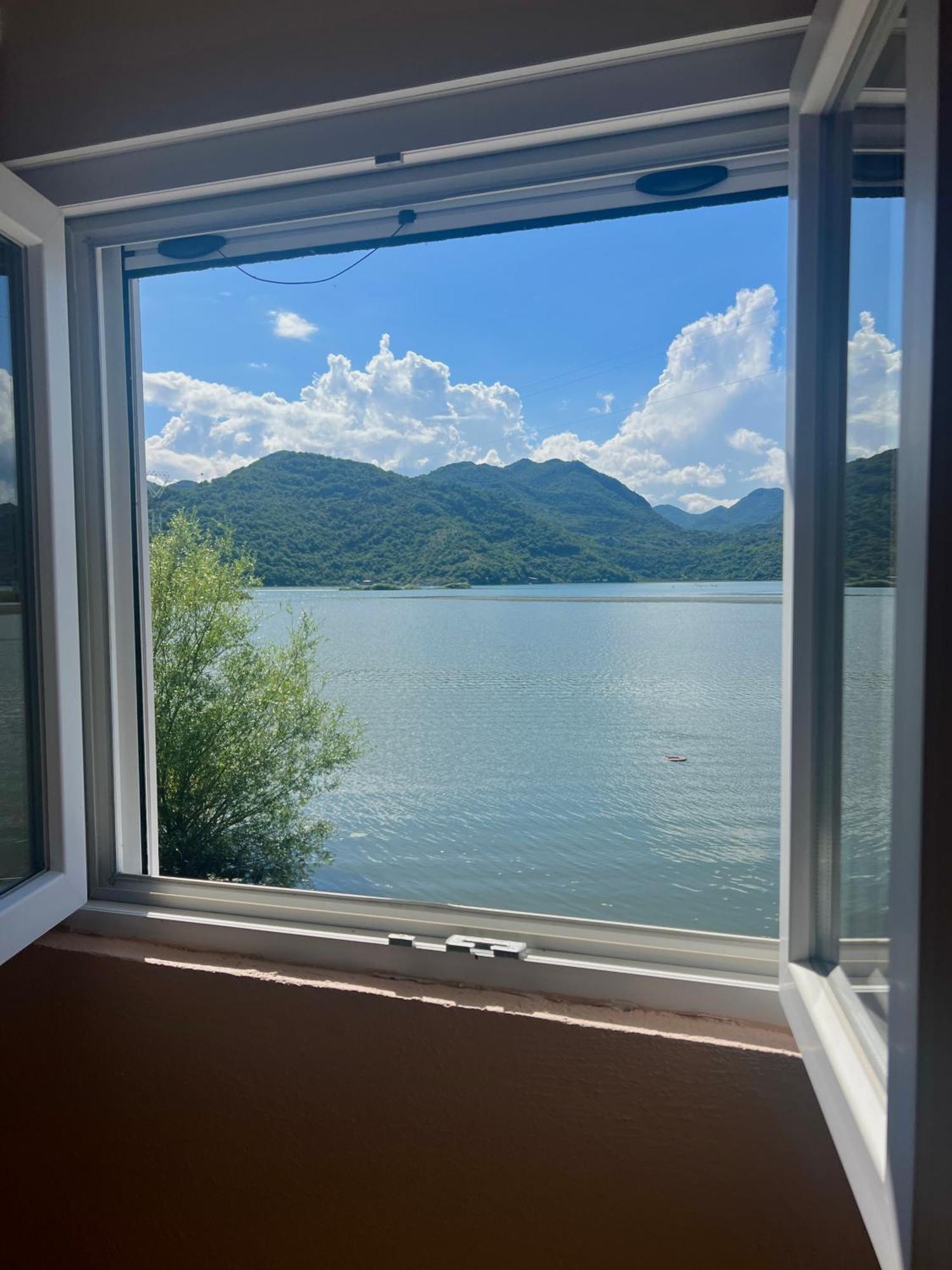 Lakeside Harmony Apartment Golubovci Exterior foto