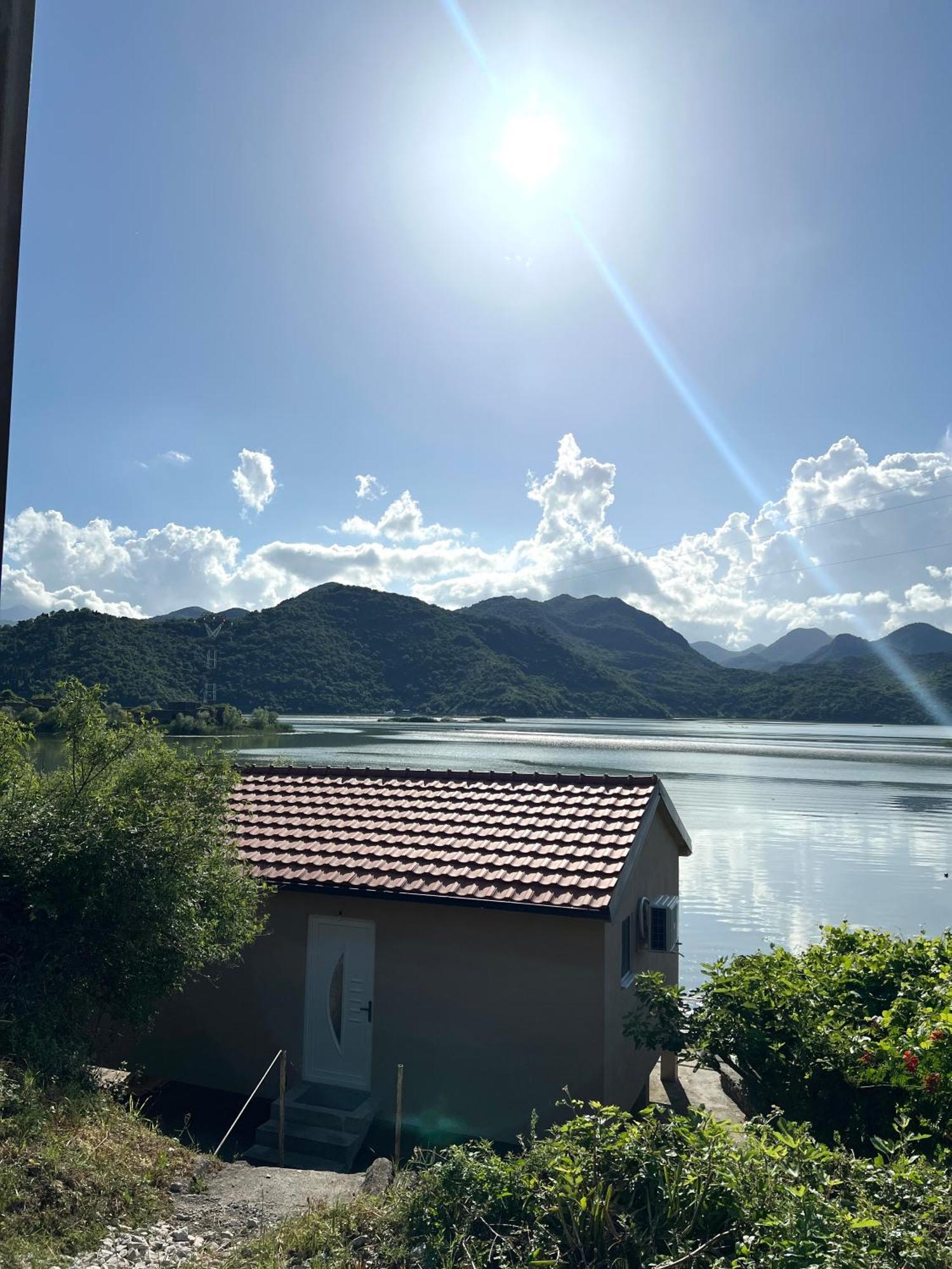Lakeside Harmony Apartment Golubovci Exterior foto