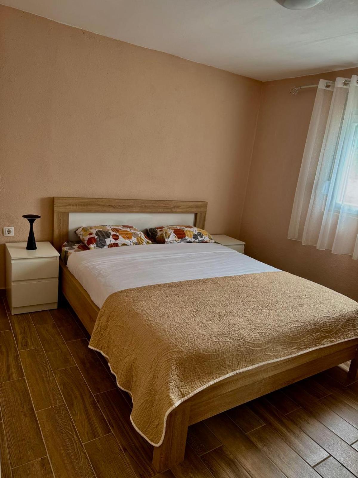 Lakeside Harmony Apartment Golubovci Exterior foto